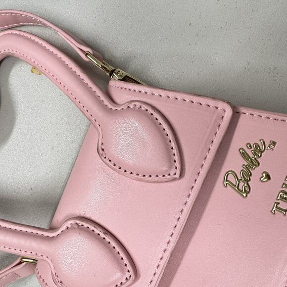 Truly Beauty x Barbie Collaboration Mini Purse Heart/Pink Handbag Crossbody Bag - Picture 5 of 8